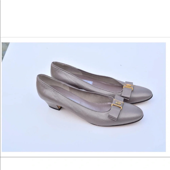 NWOT Rangoni low heels - Picture 1 of 8